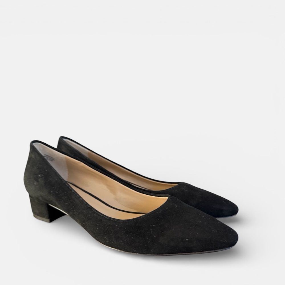 Ann Taylor Classic Velvet Block Stack Black Heels